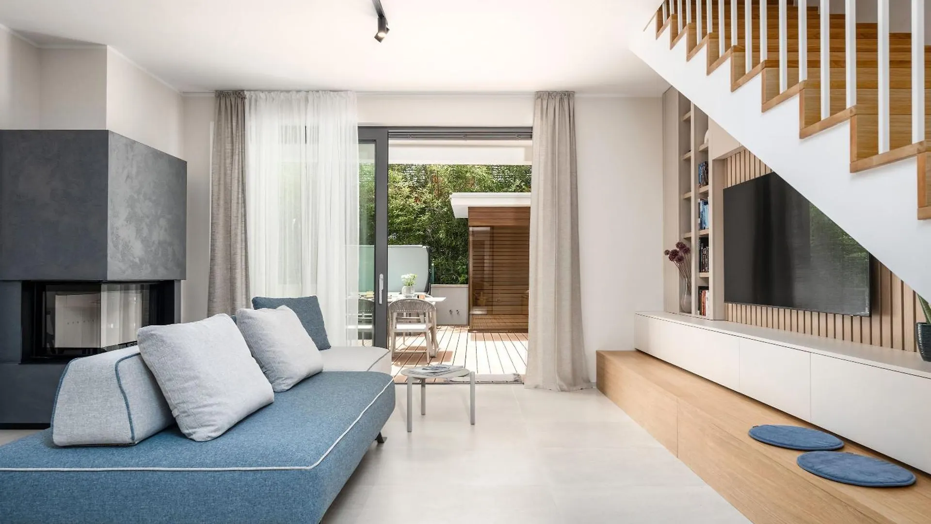 The Q Senses - New Luxury Apartment With Piano, Pool, Sauna And Jacuzzi 罗维尼 0*,